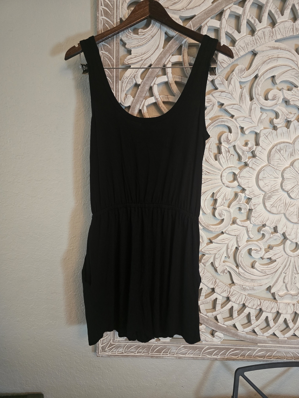 Express Women's Scoop Neck Sleeveless Tie Waist Romper Black S - Picture 7 of 9